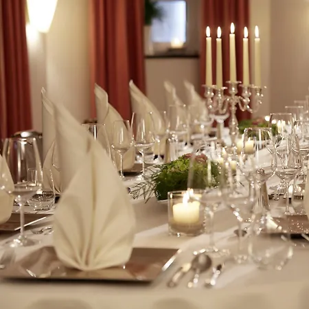 Kochs Stadthotel Hotel Olpe bei Meschede